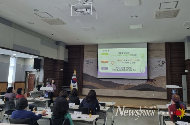 수원시 장안구 연무동, 이웃 살리는 '생명지킴이' 양성... 촘촘한 사회안전망 구축